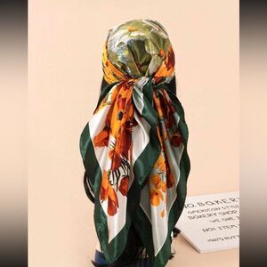 Bohemian flower detail scarf N578